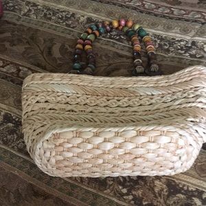Straw purse